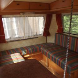caravane a louer pour 2 personnes 40€ petit déjeuné 7€/personne